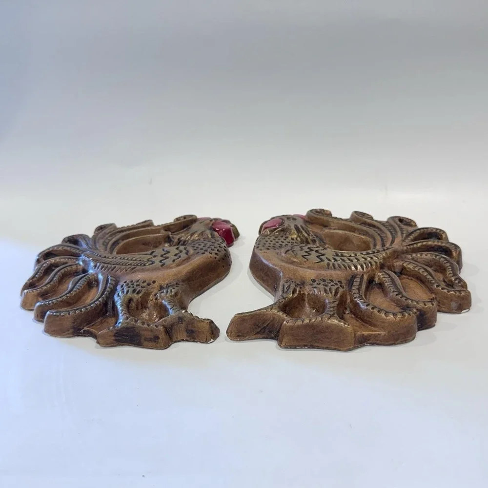 Vintage 50s Chalkware Pair Rooster Plaques Hanging Wall Decor‎ Farmhouse Rustic